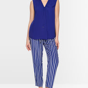 Vibrant top with pleating