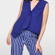 Vibrant top with pleating