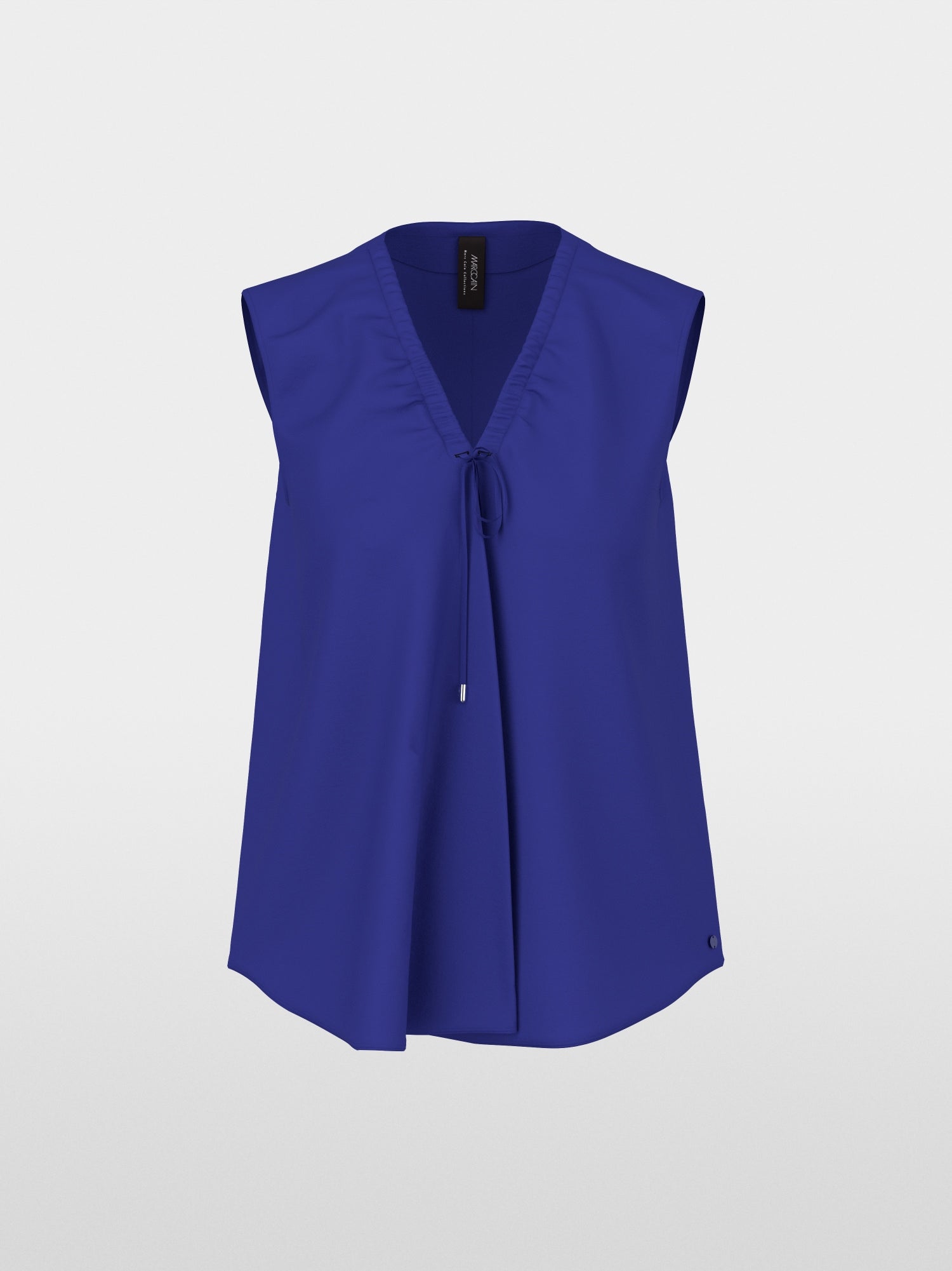 Vibrant top with pleating