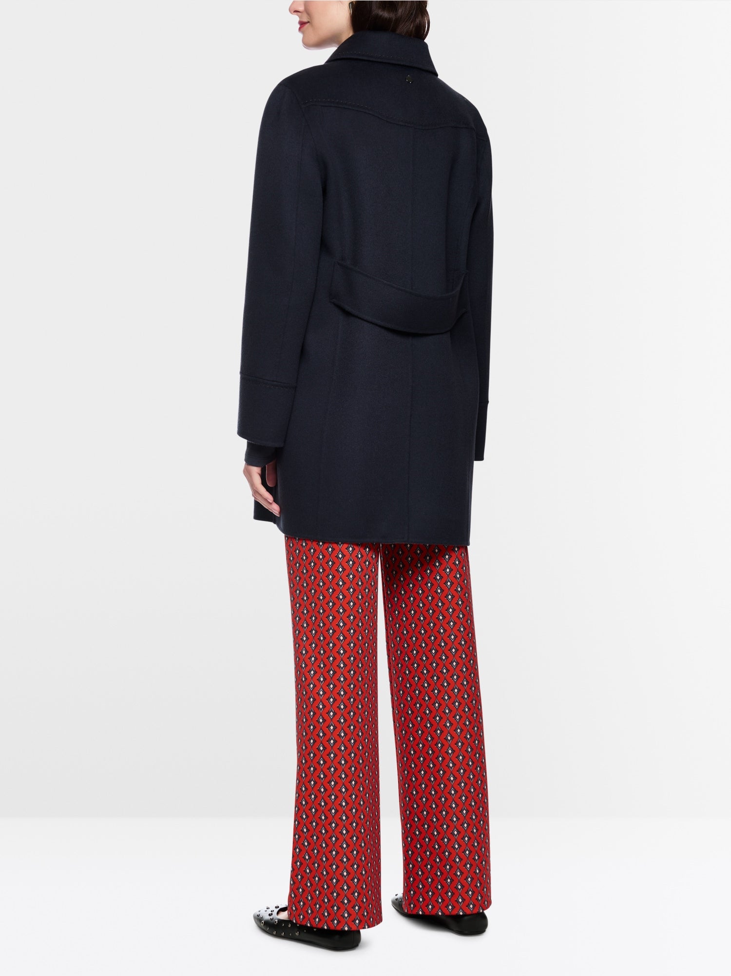 Wool coat with decorative stitching