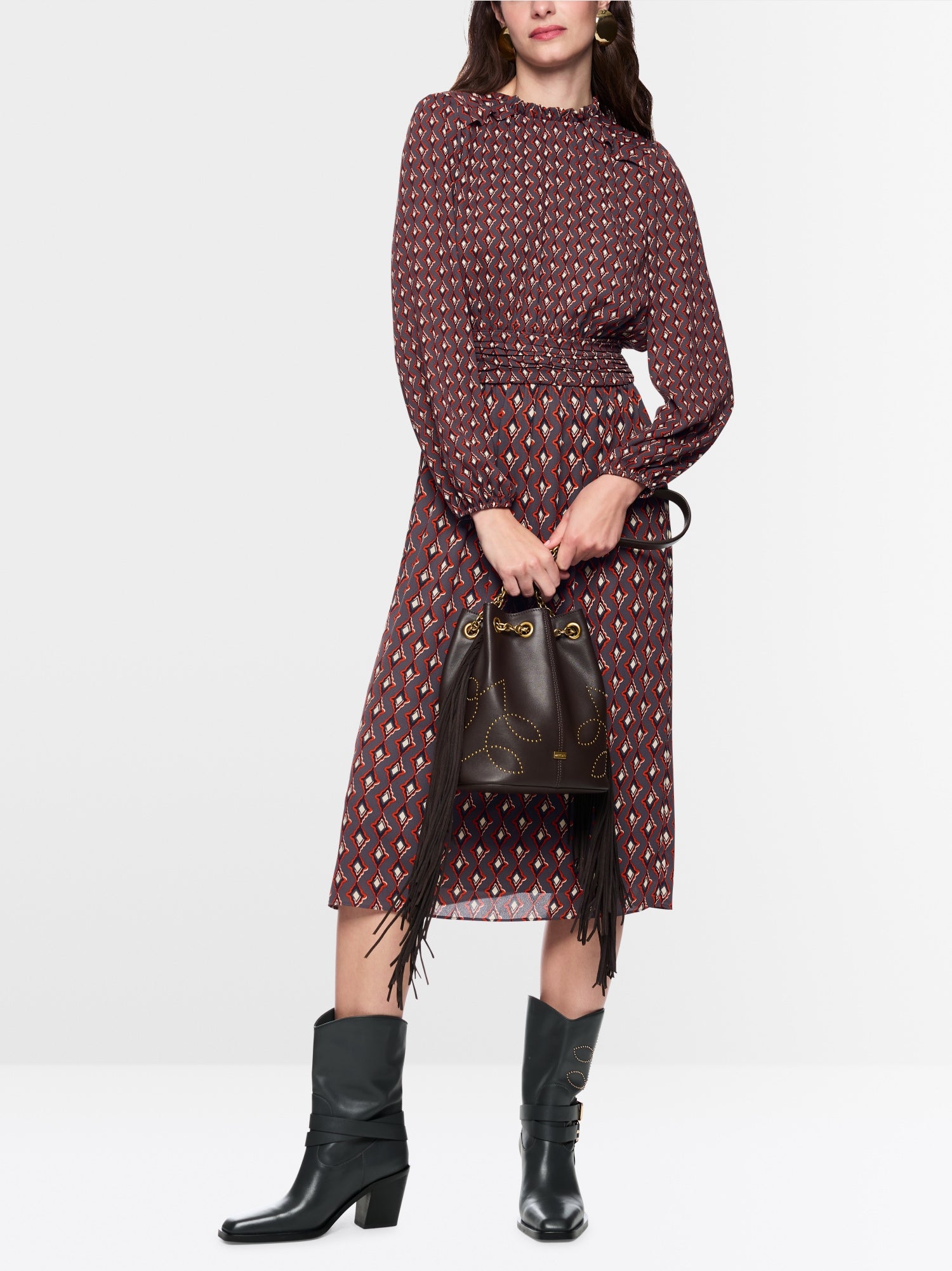 Dress with pattern ‘Rethink Together’