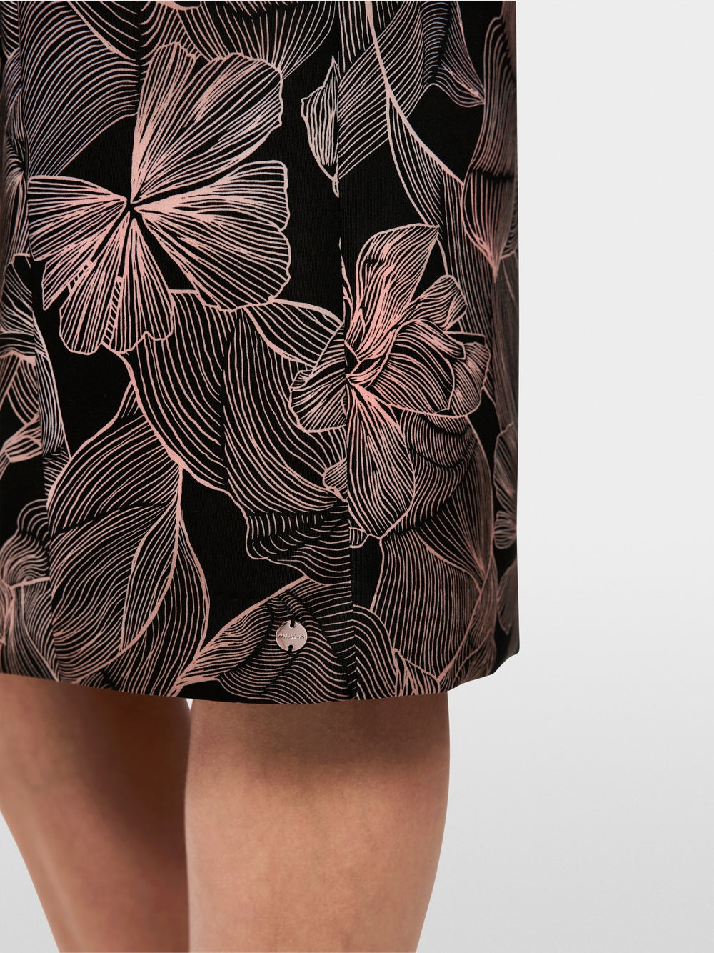 Elegant cocktail dress with floral print