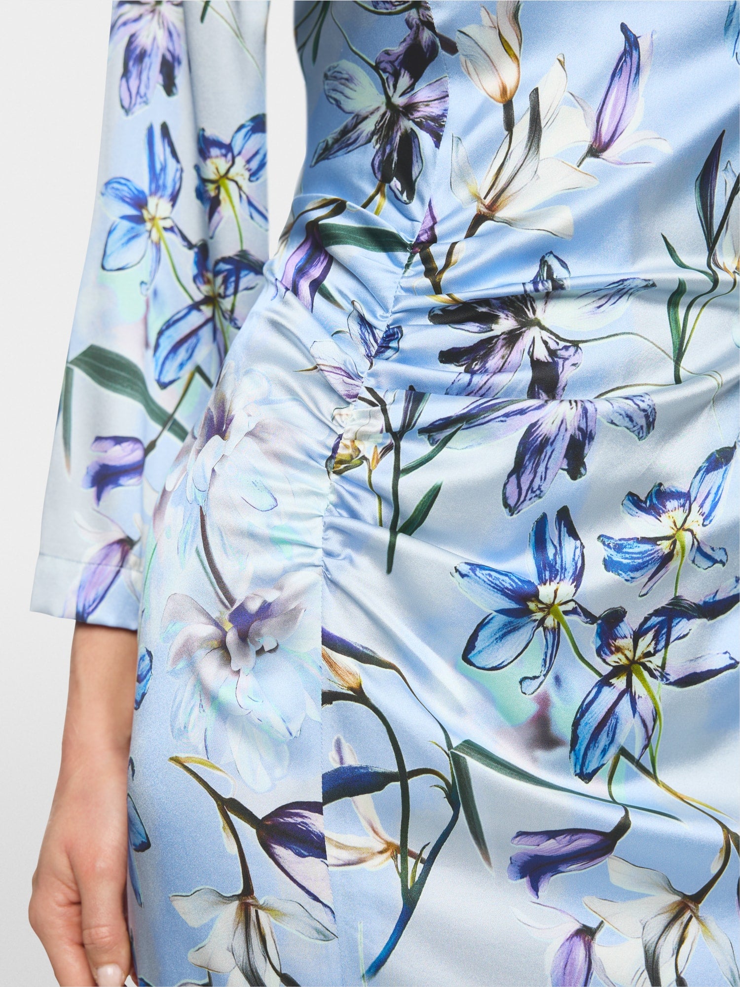 Midi dress in silk with floral print