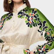 Maxi dress with stylized flowers