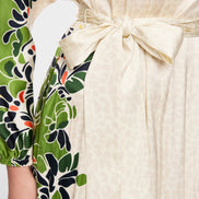 Maxi dress with stylized flowers