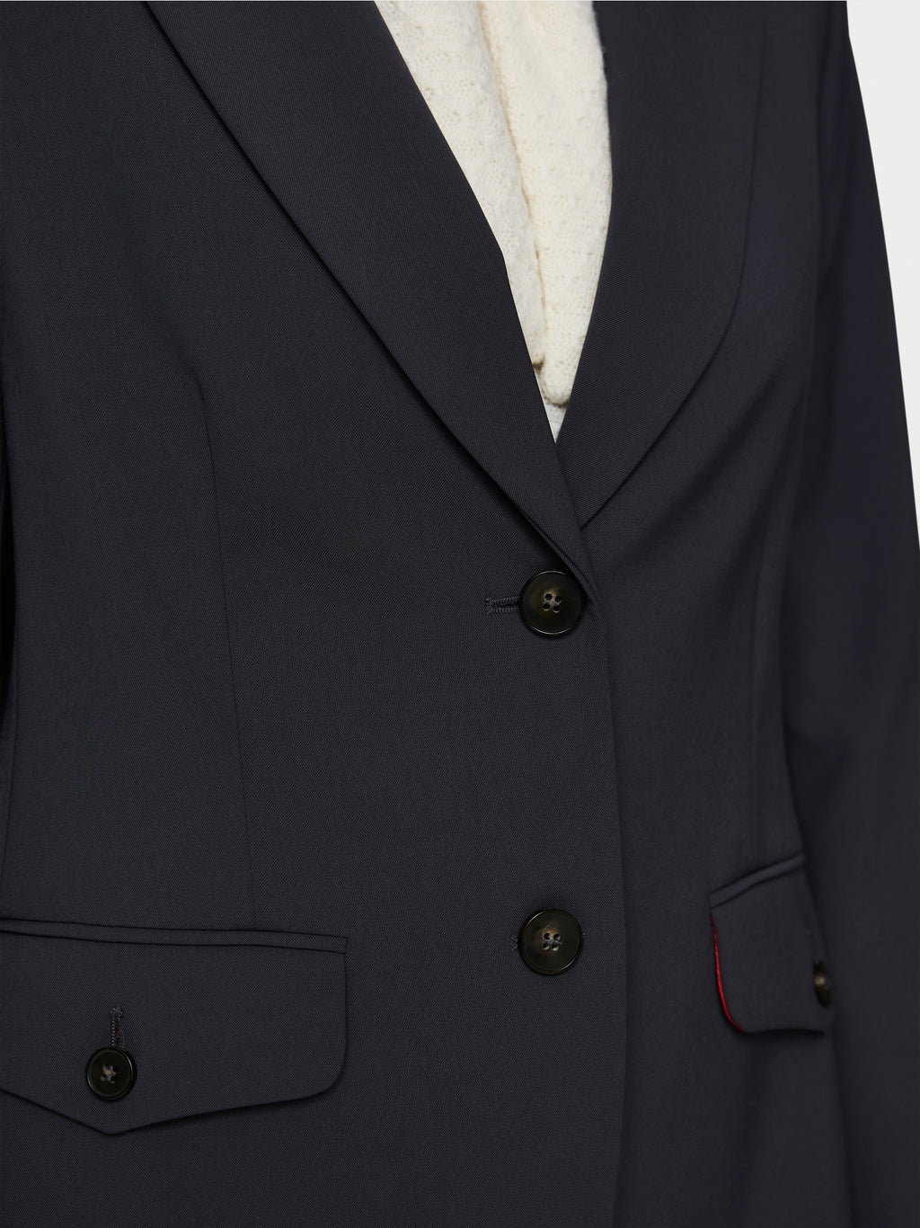 Fitted blazer with rounded hem
