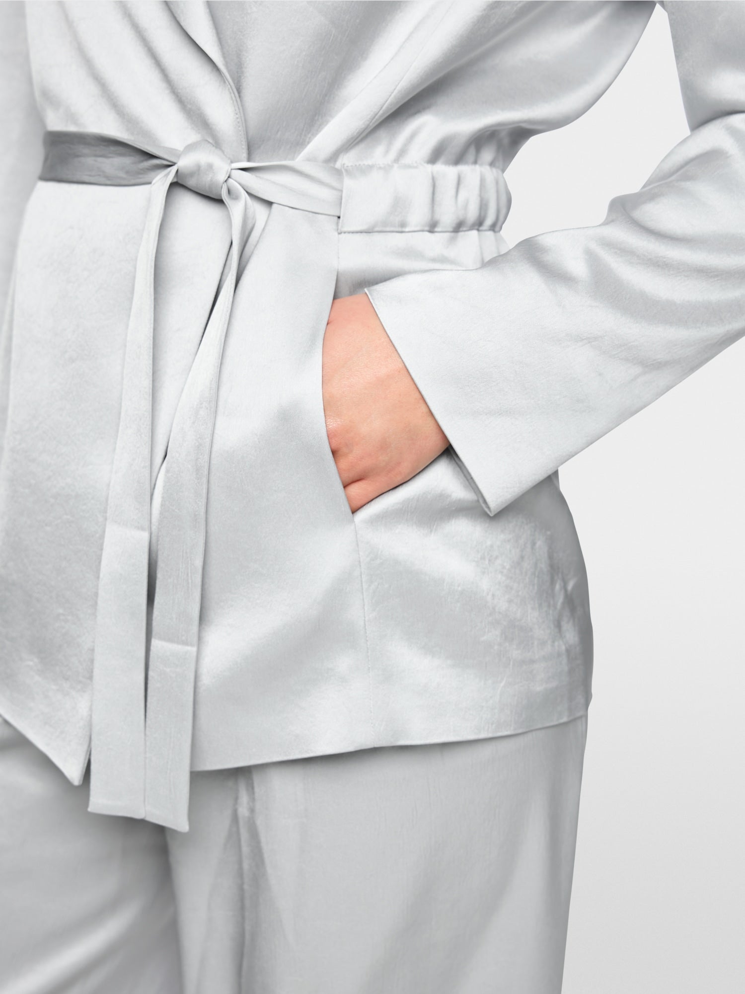 Elegant wrap blazer with waist belt