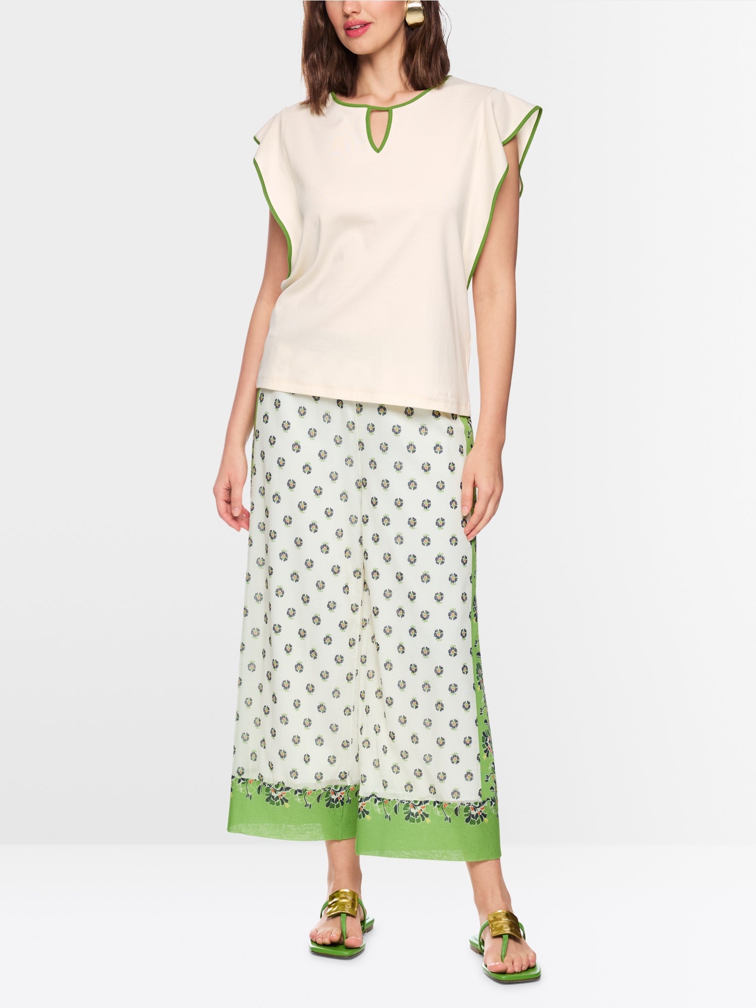 Feminine cotton stretch shirt