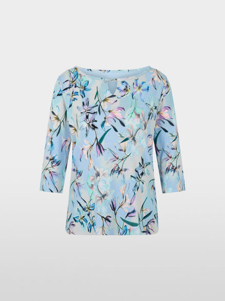 Flattering T-shirt