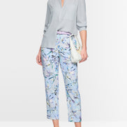 Casual blouse with concealed buttoning