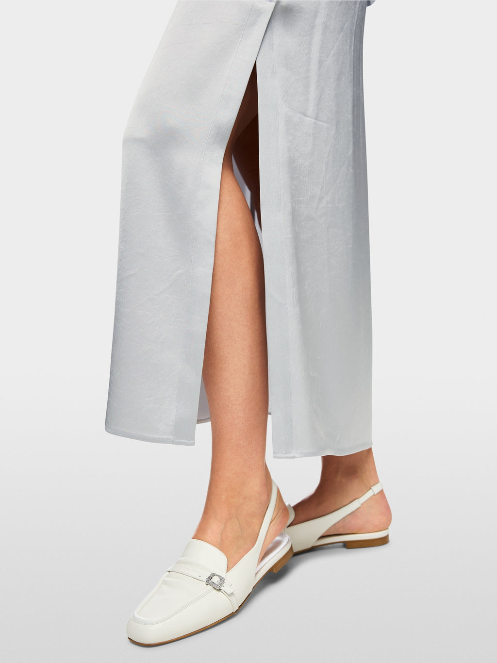 Midi skirt with silky sheen