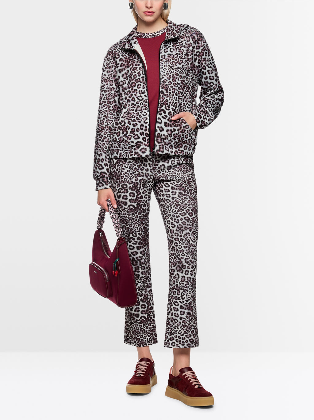 Jersey jacket with leopard print