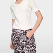 T-shirt with half-length sleeves