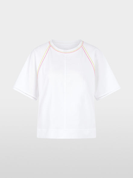 Casual T-shirt with raglan sleeves
