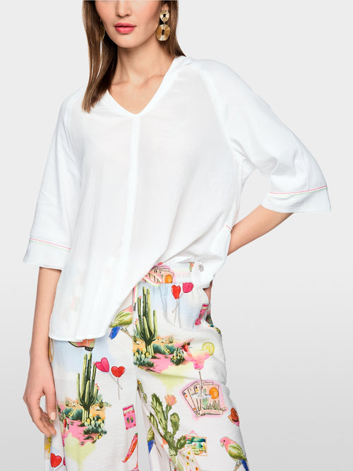 Blouse shirt with 3/4 raglan sleeves