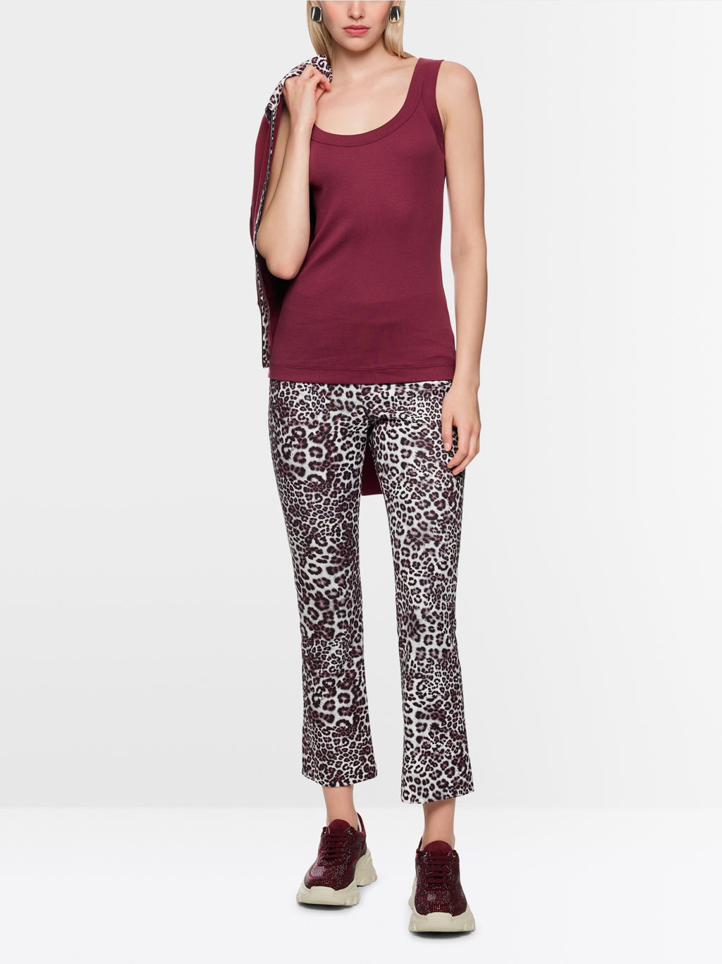 Basic top made from stretch cotton