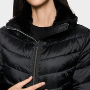 Quilted jacket with faux fur