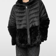 Quilted jacket with faux fur