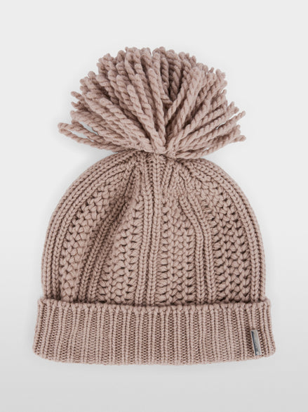 ‘Knitted in Germany’ pom-pom hat