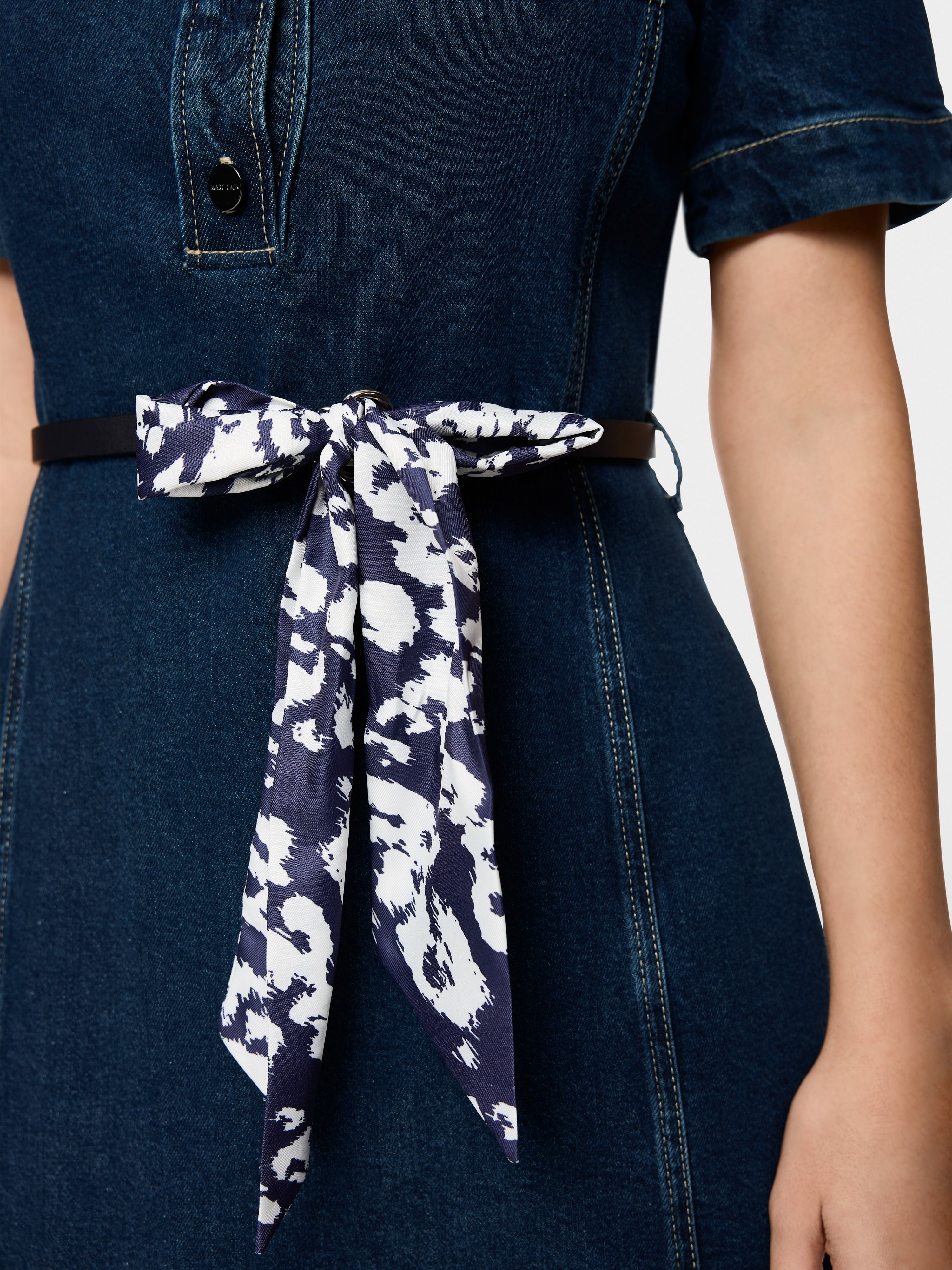 Short denim dress