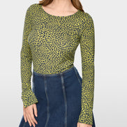 Long-sleeved shirt with leopard print