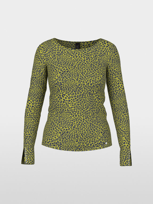 Long-sleeved shirt with leopard print