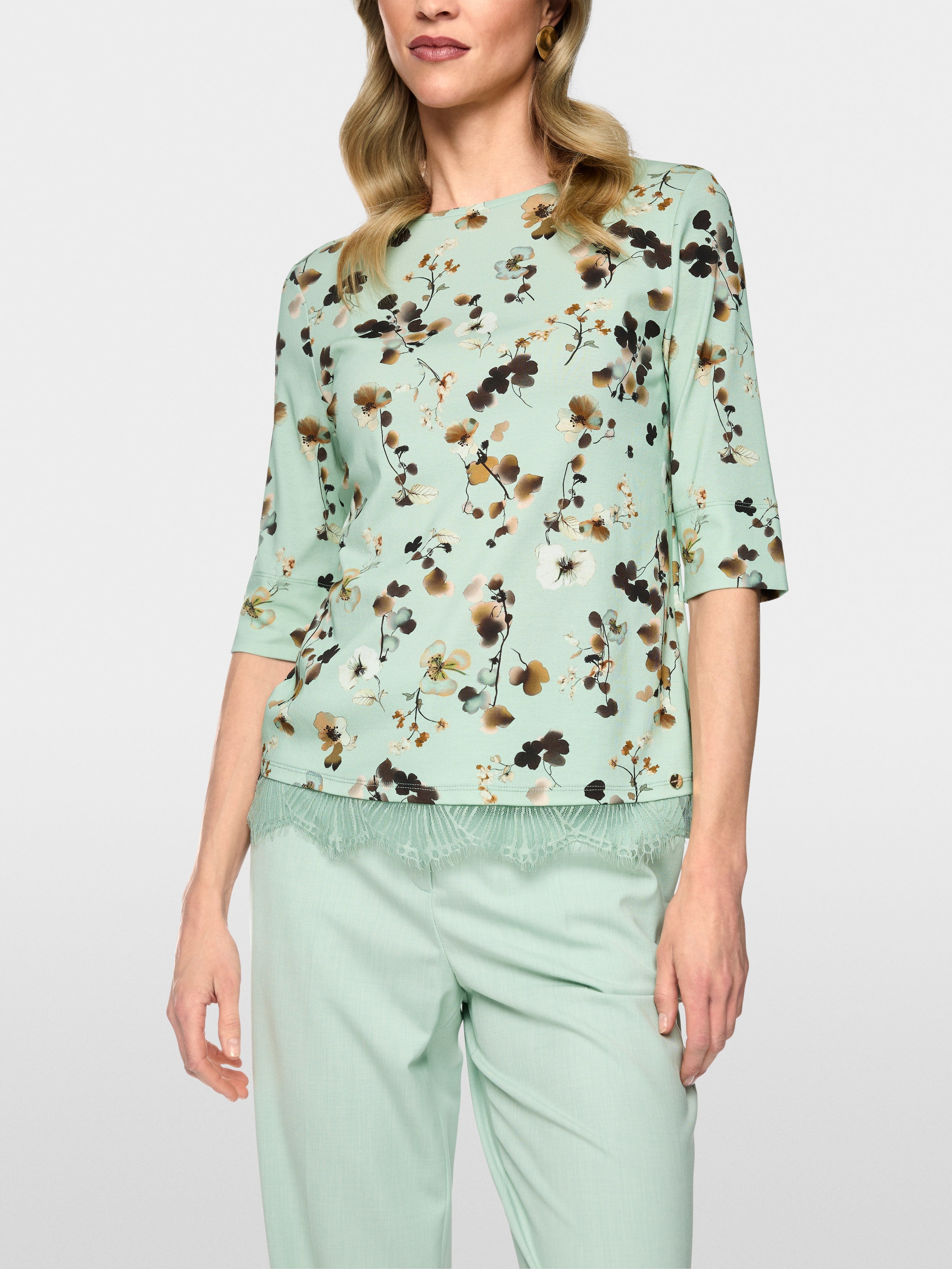 Floral shirt with lace trim