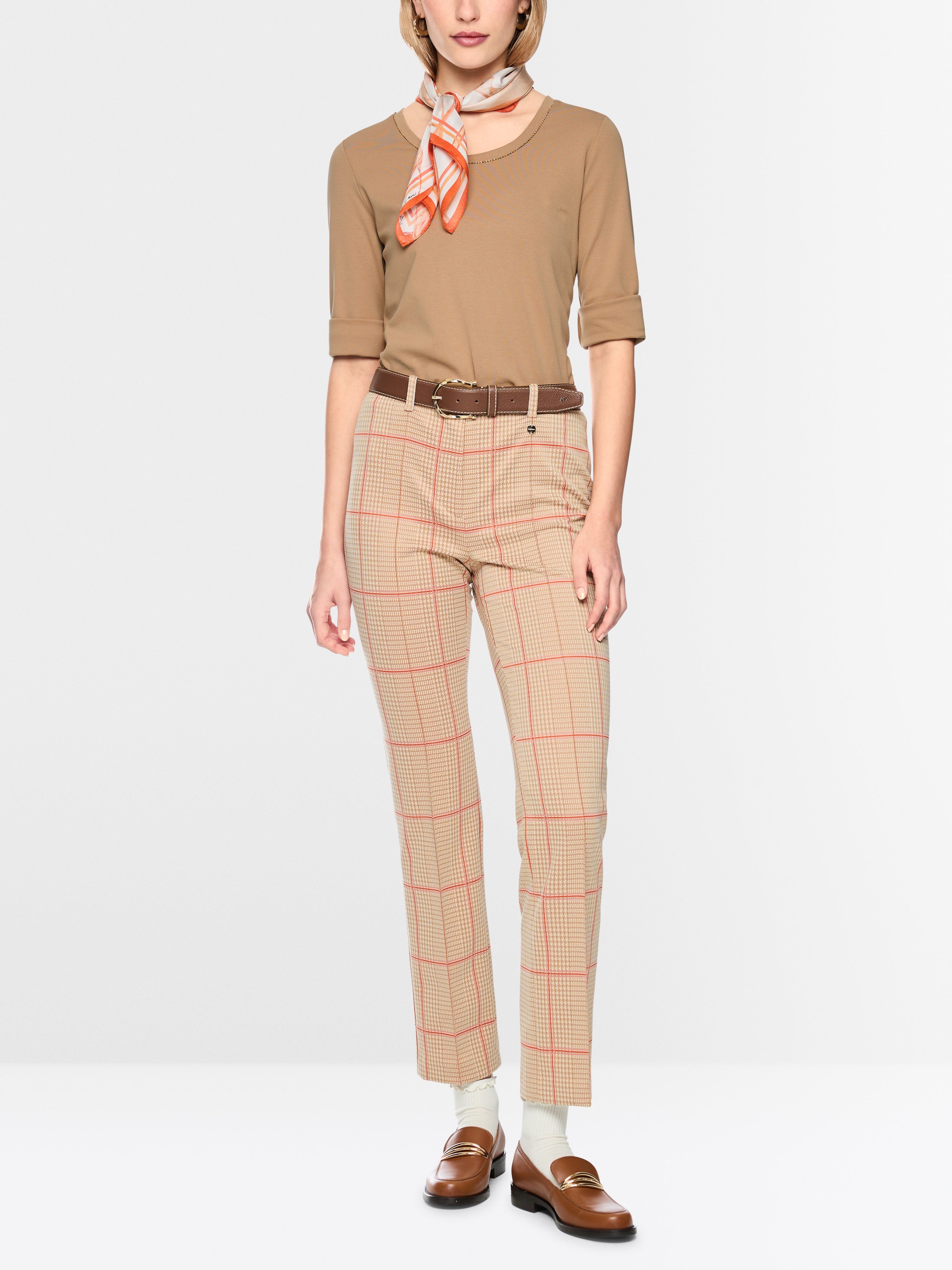 Basic shirt with cord