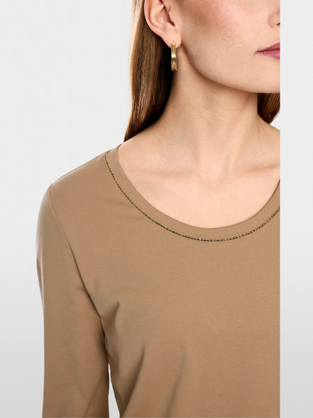 Basic shirt with cord