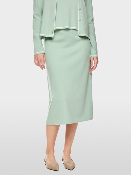 “Knitted in Germany” calf-length skirt