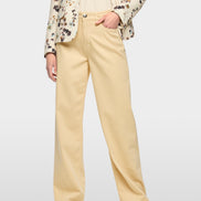 WIGAN jeans with decorative details