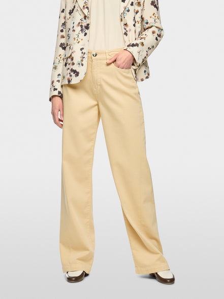 WIGAN jeans with decorative details