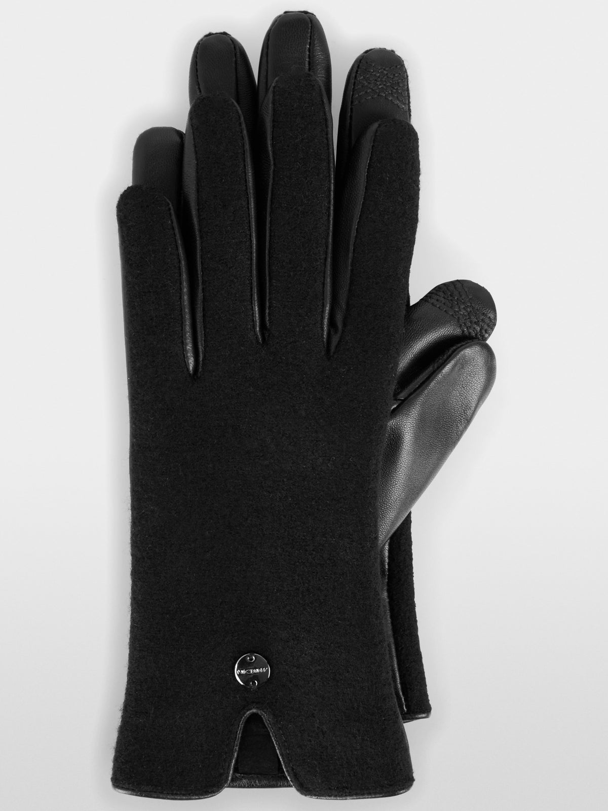 Fingerless gloves in materials blend