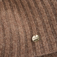 Knitted hat in a ribbed design