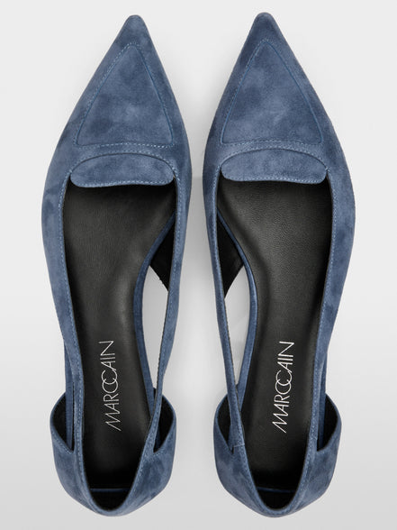 Ballerina flats with cut-outs