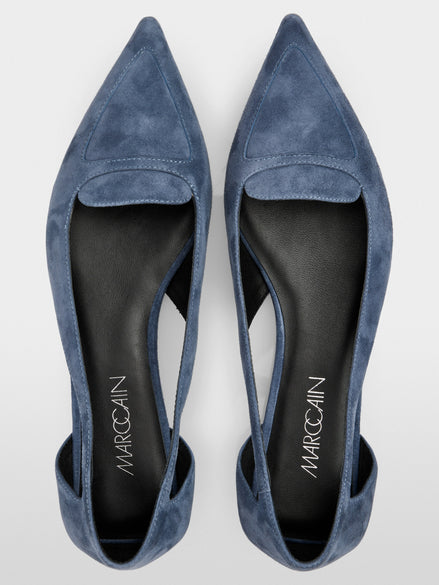 Ballerina flats with cut-outs