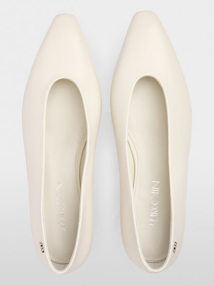 Leather ballerina flats