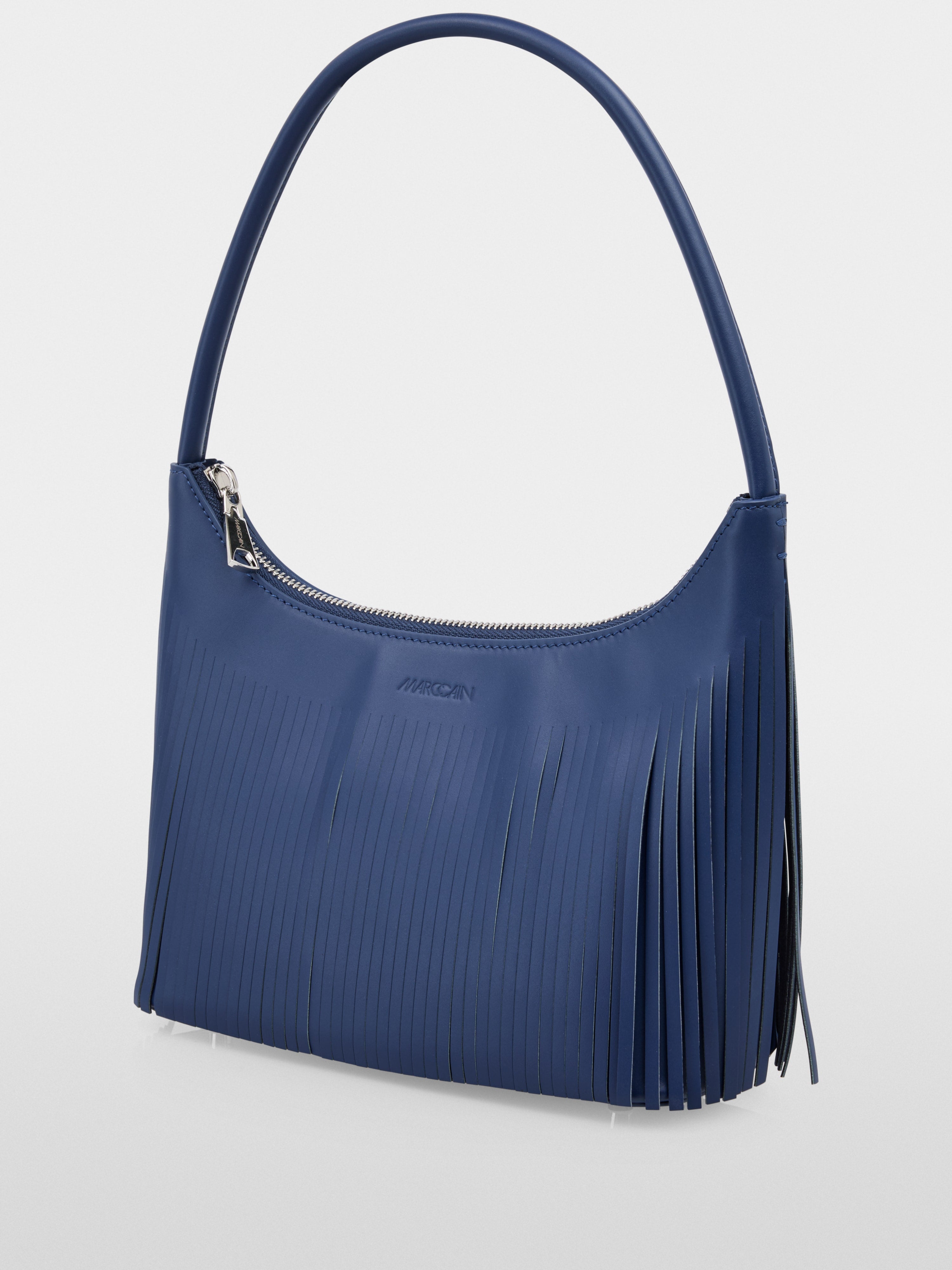 Shoulder bag with fringes