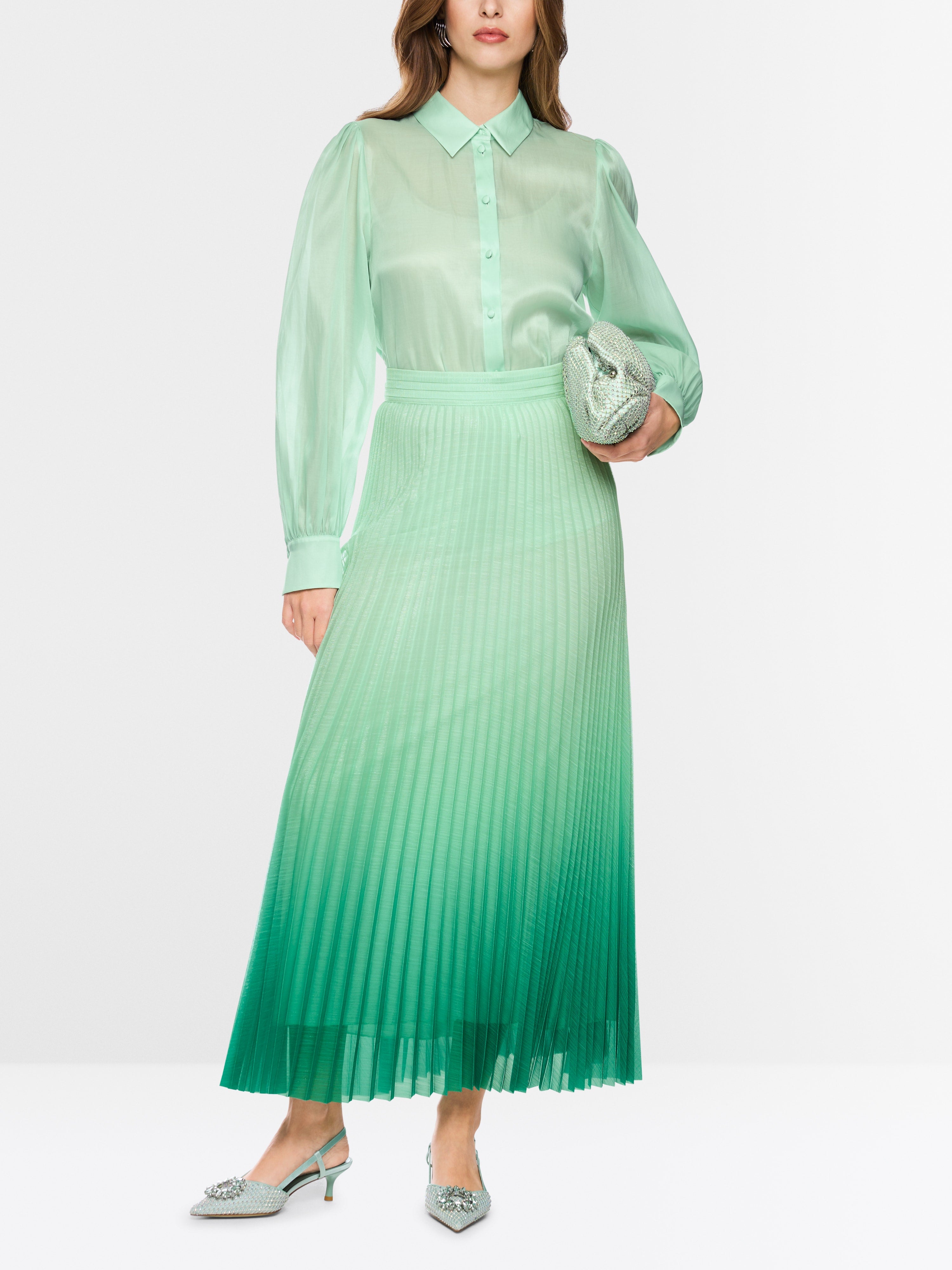 Pleated skirt with colour gradient