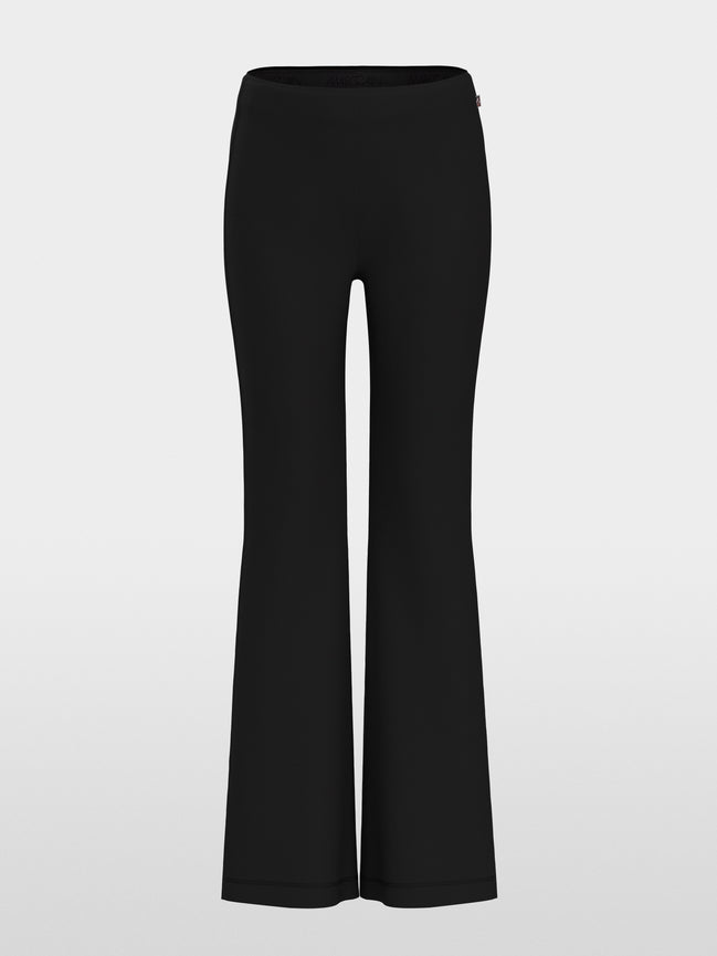 FRENDA trousers in a feminine fit