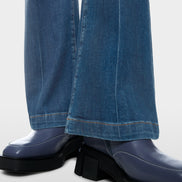 FRENDA feminine fit jeans