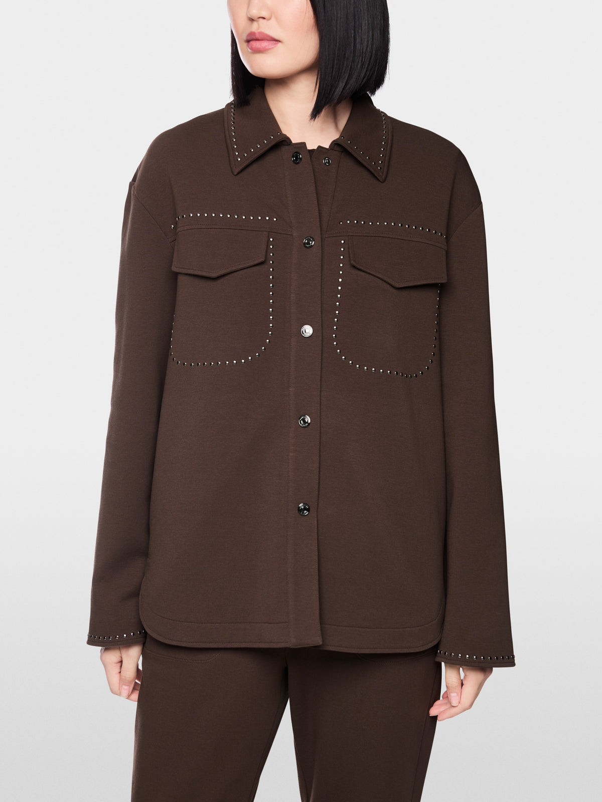 Jacket with hotfix details