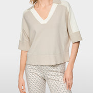 Two-tone V-neck jumper
