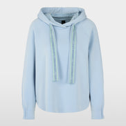 Sporty sweatshirt