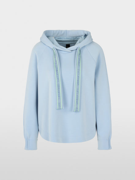 Sporty sweatshirt