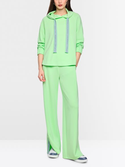 Sporty sweatshirt