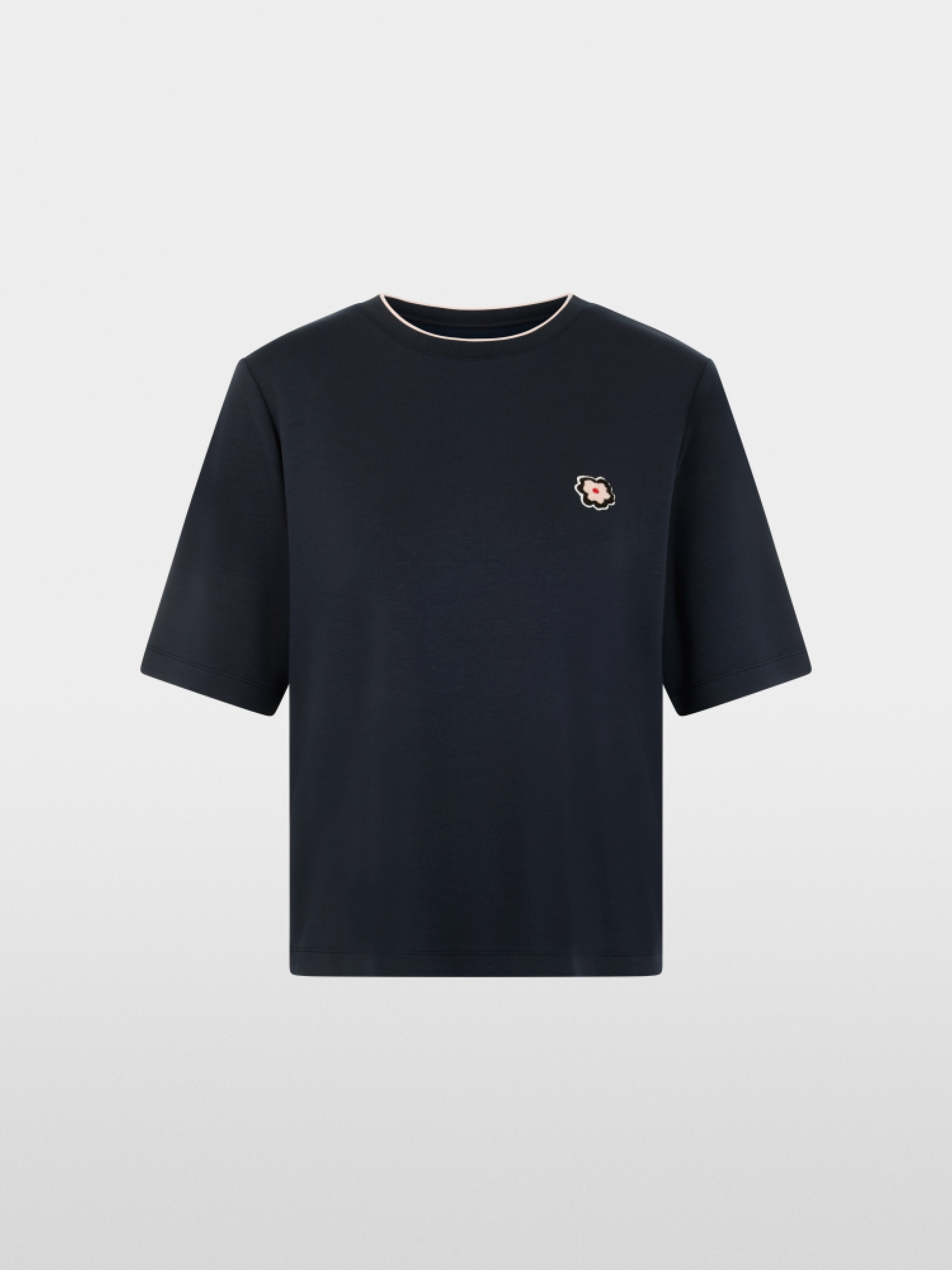 Short-sleeved shirt with floral patch