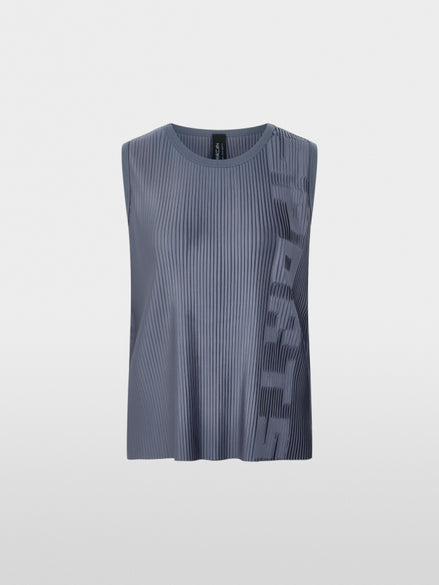 Top with pleats