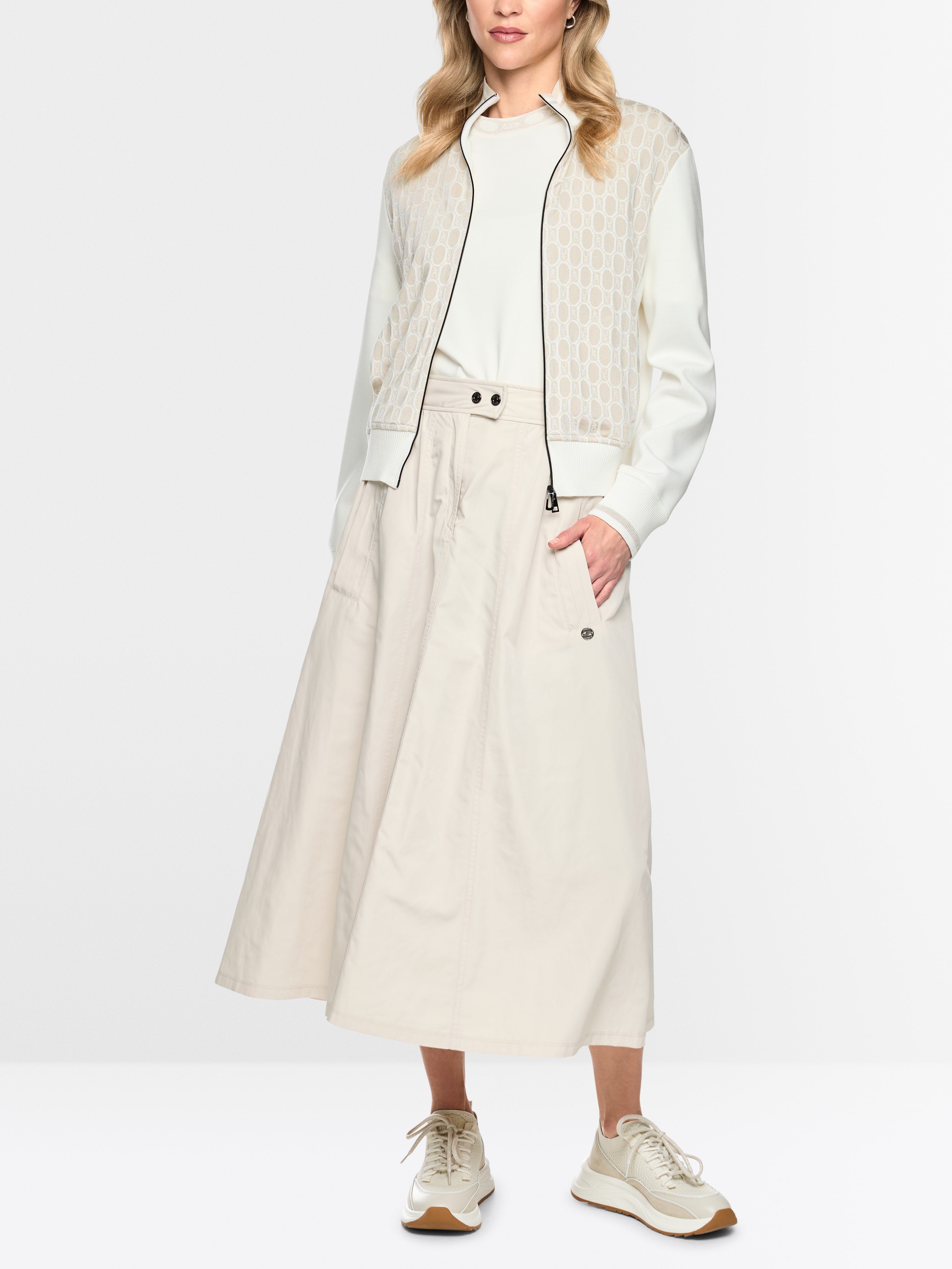 Calf-length skirt with shimmer effect