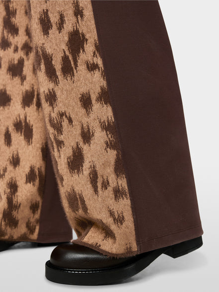 ‘Knitted in Germany’ WELKOM trousers